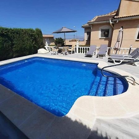 Quaint Ground Floor Apartment With Pool Lb1 Torrevieja Luaran gambar